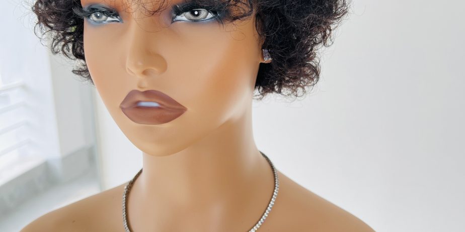 Human hair pixie curls in black