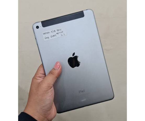 Ipad mini 4 128Gb Storage 8 Inches