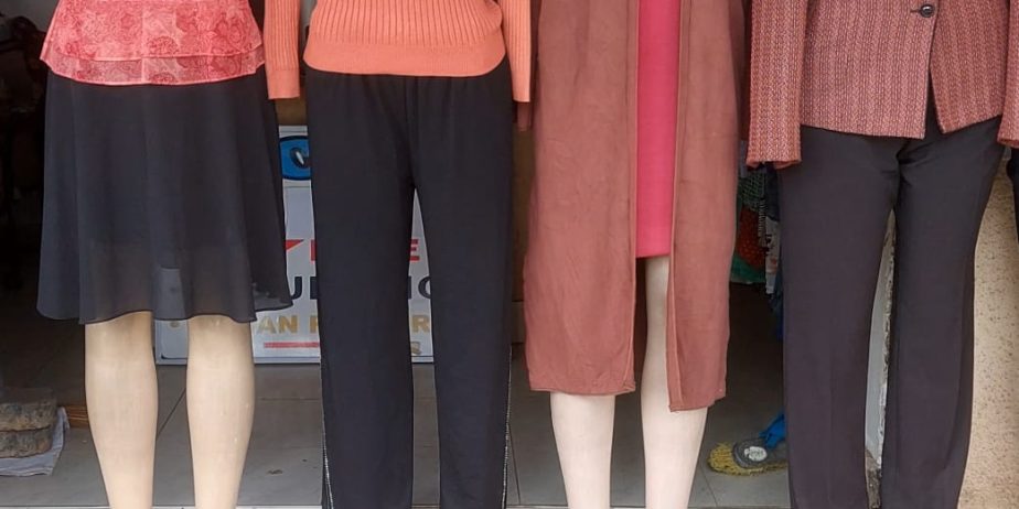 Ladies’ Second-Hand Camera Dresses and Other Accessories