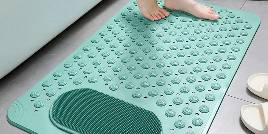 Anti-Slip Bathroom Mats+Foot Massager Bristles..