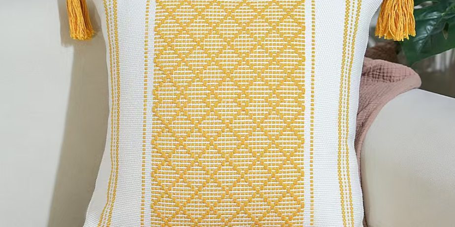 Fancy Tufted Throw Pillow Cover With Tassels