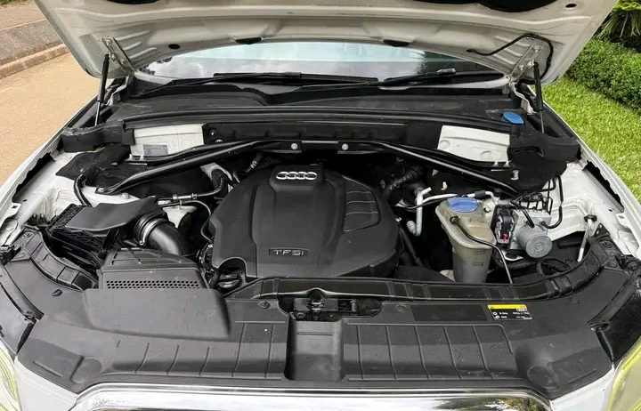 Audi Q5 2.0T 2017 Model 1990cc