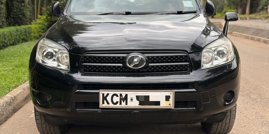Toyota Rav 4 clean and well maintained.